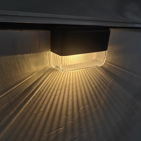 Outdoor Small Super Bright Modern Solar LED Street Light Balcony Waterproof Garden Solar Lamp