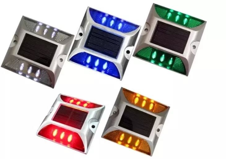 LED Solar Traffic Warning Lights Solar Deck Lights Solar Road Signs Solar Road Studs