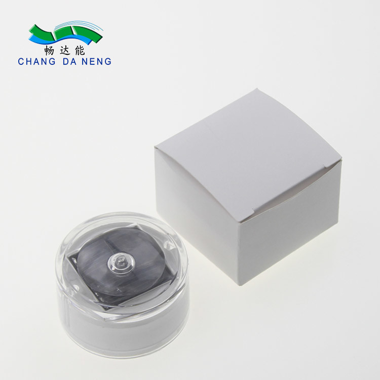 IP67 Waterproof Aluminum Solar Dock Light with Bule/Cold White Lighting and -20C- 60C Temperature Range