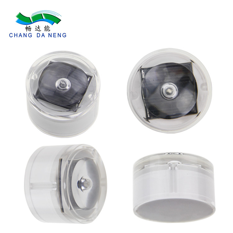 IP67 Waterproof Aluminum Solar Dock Light with Bule/Cold White Lighting and -20C- 60C Temperature Range