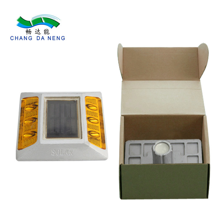 Solar Road Markers with Aluminum Alloy and PC Materials for Safety Warning
