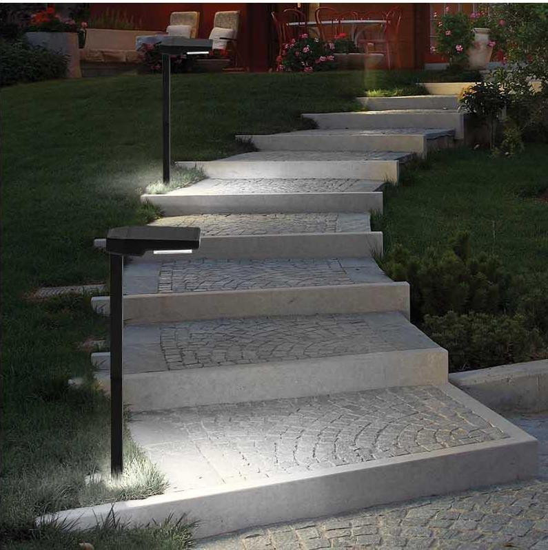 Solar Powered LED Stake Lights with Auto On/Off 6 Pcs LED IP65 Waterproof