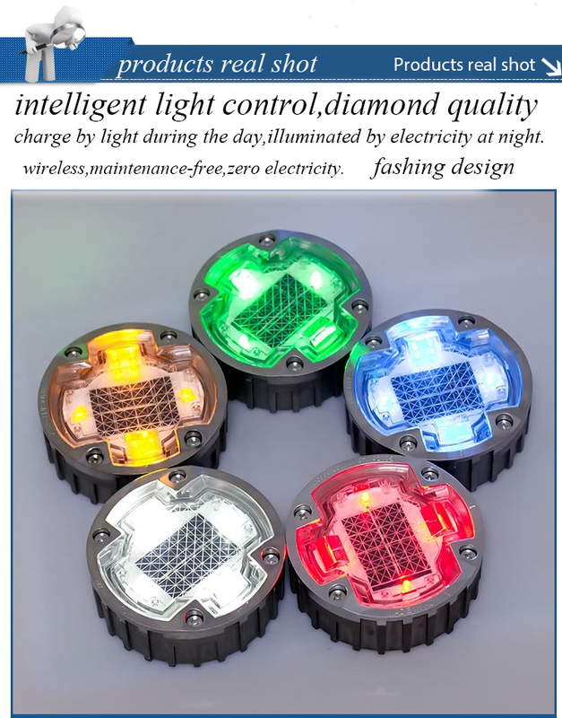 Red Solar Road Studs 2V Aluminum Alloy PC IP68 Waterproof For Enhanced Road Visibility At Night