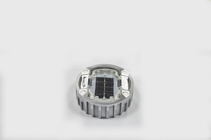 Red Solar Road Studs 2V Aluminum Alloy PC IP68 Waterproof For Enhanced Road Visibility At Night