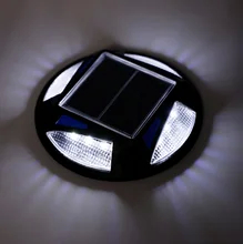 Eco Friendly IP68 Waterproof Green Aluminum Solar Powered Road Studs for Sustainable Road Lighting