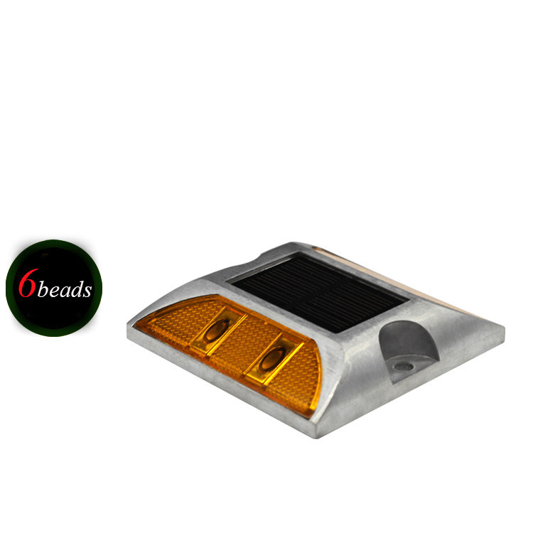 Aluminium Solar Road Studs For Highway Working Time ≥100h -20C- 60C Enhance Road Safety