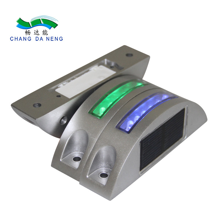 Aluminum solar road studs cat eye pavement marker solar LED reflective lights