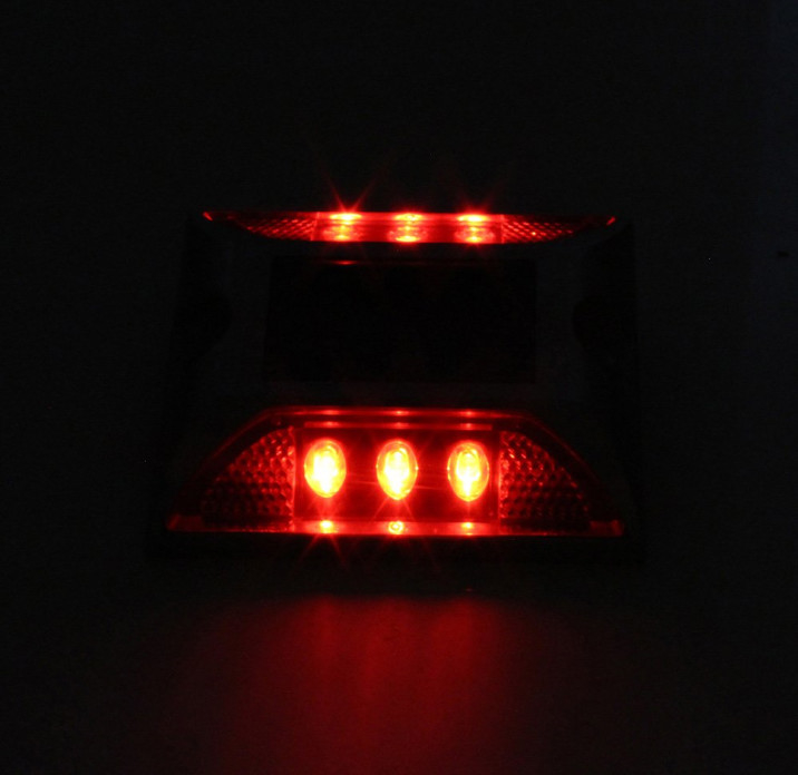 2 Sides Solar Road Studs Aluminum Solar Powered Cats Eyes 3 Years Life Span