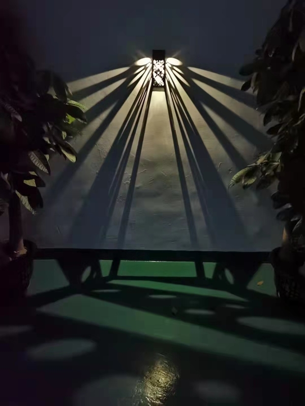 IP65 waterproof soalr fence lights for garden or wall outdoor solar garden wall lights